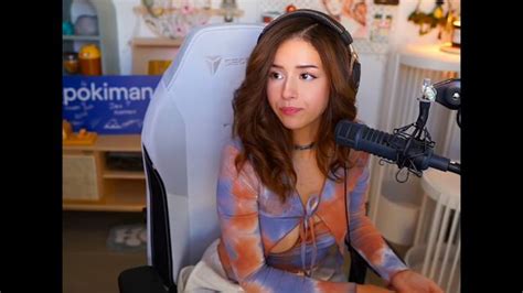 pokimane slip|Pokimane Wardrobe Malfunction: The Incident That。